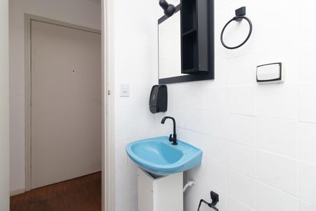 Banheiro de apartamento para alugar com 1 quarto, 31m² em Cidade Baixa, Porto Alegre