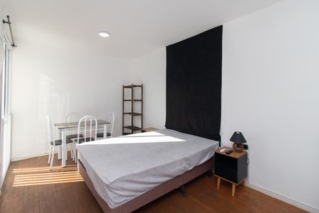 Sala/Quarto de apartamento para alugar com 1 quarto, 31m² em Cidade Baixa, Porto Alegre