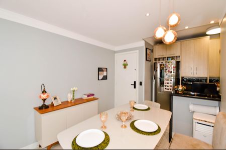 Apartamento à venda com 2 quartos, 56m² em Vila Galvão, Guarulhos