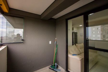 Varanda da sala de apartamento à venda com 2 quartos, 40m² em Jardim Cristiane, Santo André