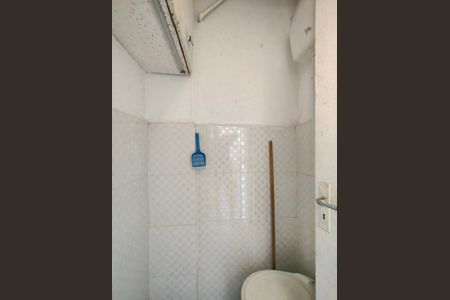 Apartamento para alugar com 85m², 2 quartos e sem vagaBanheiro de serviço