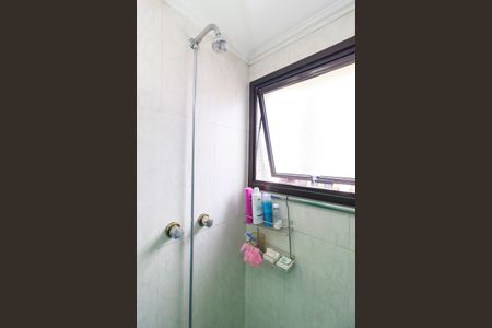 Apartamento à venda com 96m², 2 quartos e 2 vagasSuíte 1 - Banheiro