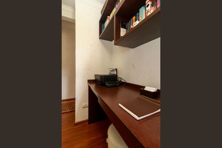 Apartamento à venda com 96m², 2 quartos e 2 vagasEscritório