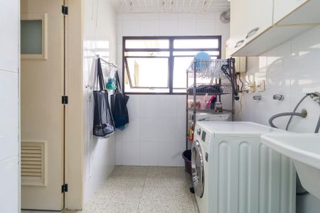 Apartamento à venda com 96m², 2 quartos e 2 vagasÁrea de Serviço