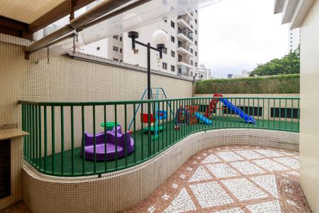 Apartamento à venda com 96m², 2 quartos e 2 vagasPlayground