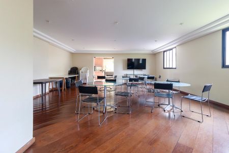 Apartamento à venda com 96m², 2 quartos e 2 vagasSalão de Festas