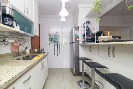 Apartamento à venda com 96m², 2 quartos e 2 vagasCozinha