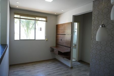 Sala de apartamento para alugar com 2 quartos, 55m² em Chácara Letônia, Americana