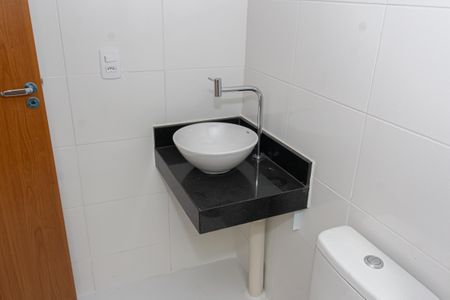 Apartamento para alugar com 44m², 2 quartos e sem vaga Apartamento para alugar com 44m², 2 quartos e sem vagaBanheiro