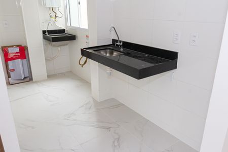 Apartamento para alugar com 44m², 2 quartos e sem vaga Apartamento para alugar com 44m², 2 quartos e sem vagaCozinha