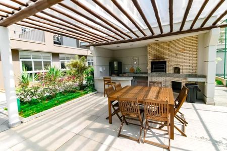 Apartamento à venda com 70m², 2 quartos e 1 vagaFoto 01