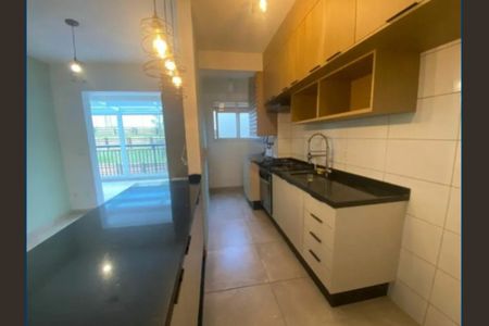 Apartamento à venda com 70m², 2 quartos e 1 vagaFoto 01