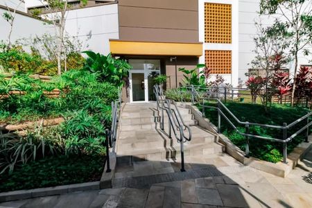 Apartamento à venda com 70m², 2 quartos e 1 vagaFoto 01