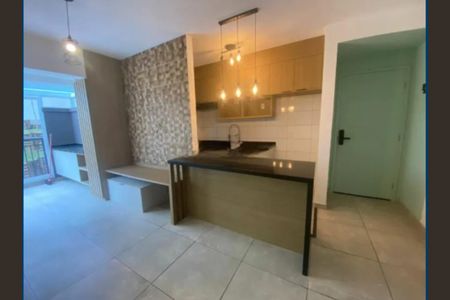 Apartamento à venda com 70m², 2 quartos e 1 vagaFoto 01