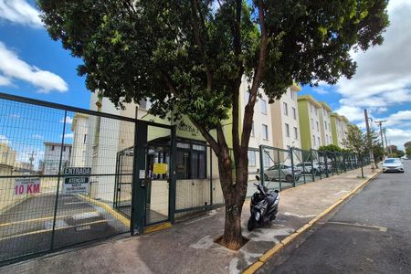 Apartamento à venda com 59m², 2 quartos e 1 vagaFachada e Portaria 