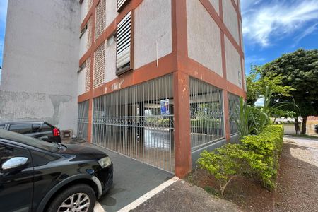 Apartamento para alugar com 92m², 3 quartos e sem vaga Apartamento para alugar com 92m², 3 quartos e sem vagaFachada