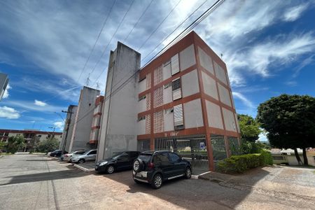 Apartamento para alugar com 92m², 3 quartos e sem vaga Apartamento para alugar com 92m², 3 quartos e sem vagaFachada