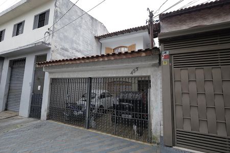 Casa à venda com 150m², 3 quartos e 2 vagasFachada