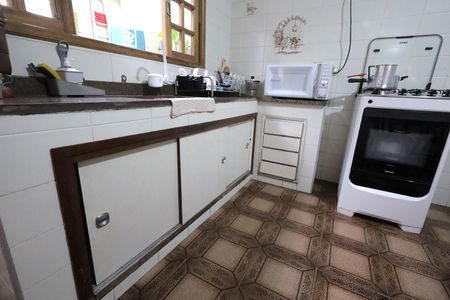 Casa à venda com 150m², 3 quartos e 2 vagasCozinha