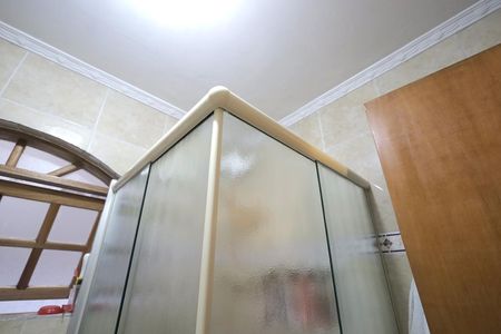 Casa à venda com 150m², 3 quartos e 2 vagasBanheiro