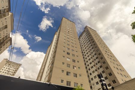 Apartamento para alugar com 42m², 2 quartos e sem vaga