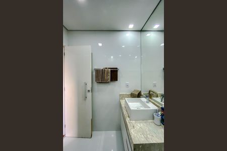 Casa para alugar com 118m², 3 quartos e 2 vagasBanheiro da Suíte