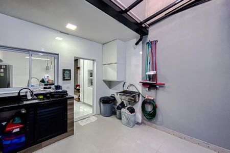 Casa para alugar com 118m², 3 quartos e 2 vagasÁrea externa