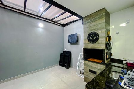 Casa para alugar com 118m², 3 quartos e 2 vagasÁrea externa