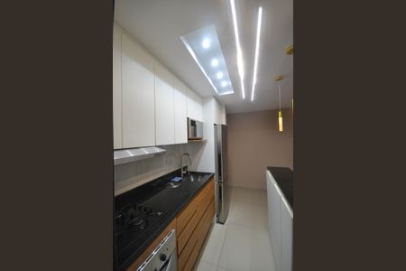 Apartamento para alugar com 60m², 2 quartos e 1 vaga Apartamento para alugar com 60m², 2 quartos e 1 vagaCozinha e Área de Serviço