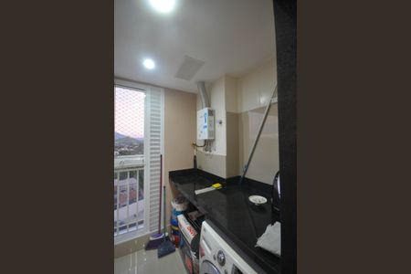 Apartamento para alugar com 60m², 2 quartos e 1 vaga Apartamento para alugar com 60m², 2 quartos e 1 vagaCozinha e Área de Serviço