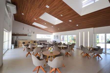 Apartamento para alugar com 60m², 2 quartos e 1 vaga Apartamento para alugar com 60m², 2 quartos e 1 vagaÁrea comum - Salão de festas