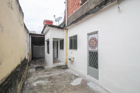Casa para alugar com 72m², 2 quartos e 1 vagaQuintal