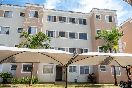 Apartamento para alugar com 50m², 2 quartos e 1 vagaFachada do bloco