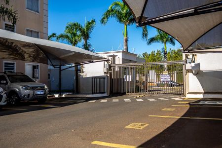 Apartamento para alugar com 50m², 2 quartos e 1 vagaÁrea Comum-Entrada e saída de veículos