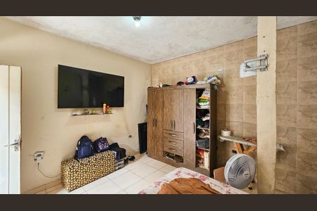 Casa à venda com 260m², 6 quartos e 1 vagaQuarto