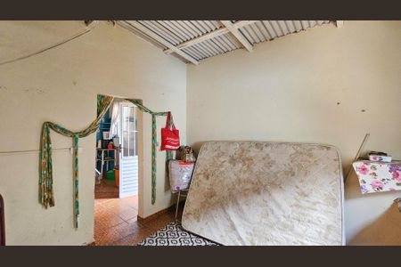 Casa à venda com 260m², 6 quartos e 1 vagaQuarto