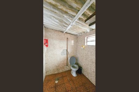 Casa à venda com 260m², 6 quartos e 1 vagaBanheiro