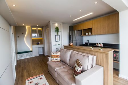 Sala  de apartamento para alugar com 1 quarto, 50m² em Empresarial 18 do Forte, Barueri