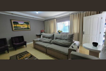 Casa para alugar com 3 quartos, 185m² em Jardim Goncalves, Itaquaquecetuba