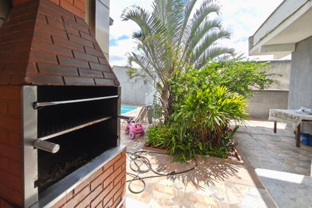 Casa à venda com 200m², 2 quartos e 4 vagas Casa à venda com 200m², 2 quartos e 4 vagasÁrea gourmet