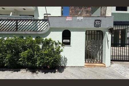 Apartamento para alugar com 80m², 2 quartos e 1 vagaFachada