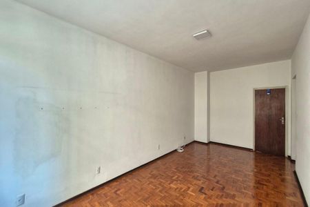 Sala  de apartamento para alugar com 2 quartos, 128m² em Centro, Campinas
