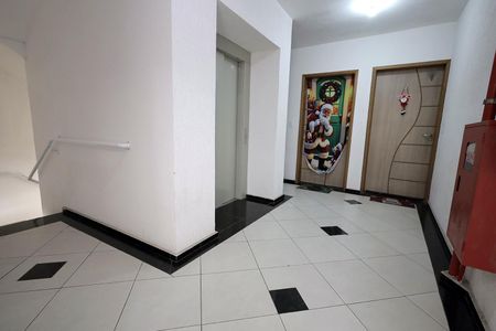 Apartamento para alugar com 63m², 2 quartos e 1 vagaElevador