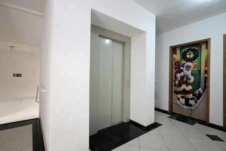 Apartamento para alugar com 63m², 2 quartos e 1 vagaElevador