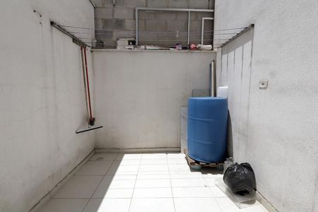 Apartamento para alugar com 63m², 2 quartos e 1 vagaQuintal