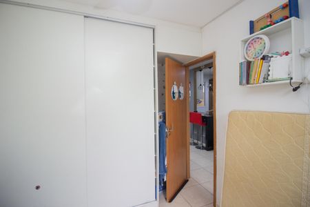 Apartamento à venda com 74m², 2 quartos e 1 vagaQuarto 1