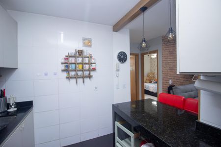 Apartamento à venda com 74m², 2 quartos e 1 vagaCozinha
