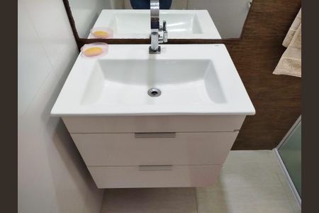 Casa para alugar com 117m², 2 quartos e 1 vagaBanheiro 1