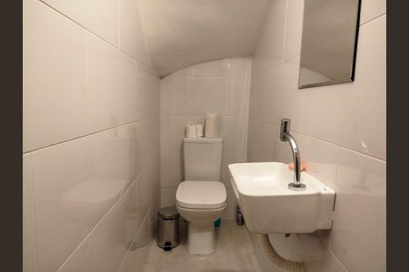 Casa para alugar com 117m², 2 quartos e 1 vagaBanheiro 2 - lavabo