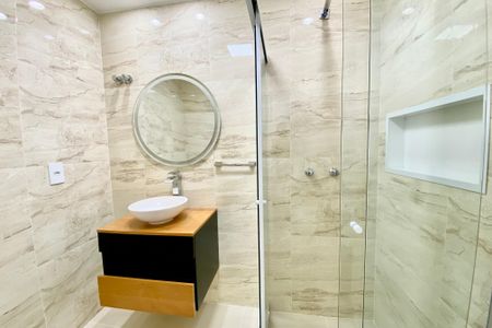 Apartamento para alugar com 140m², 3 quartos e 2 vagasBanheiro social 